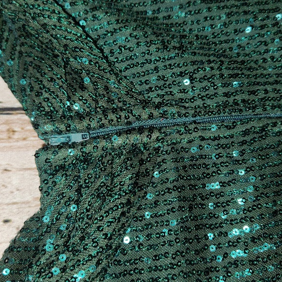 Green Sequin Sparkle City Studio Dress Medium - Picture 4 of 7